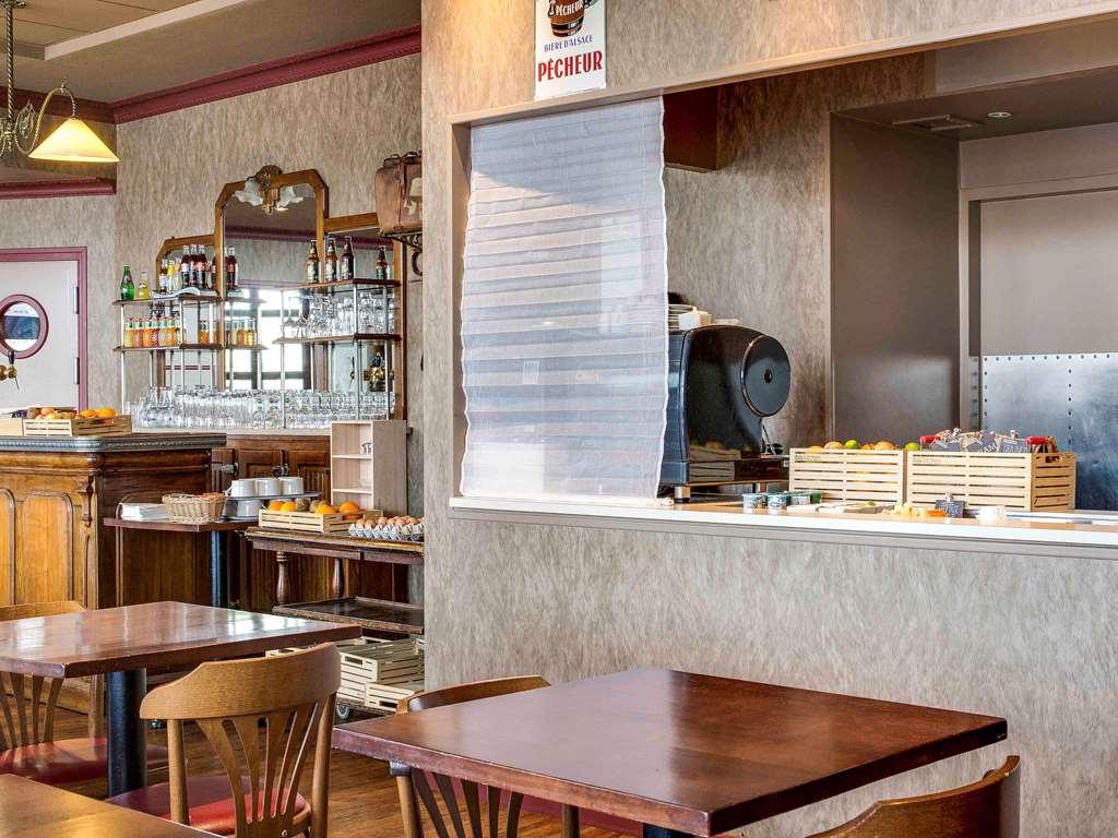 B&B Hotel Montlucon Centre レストラン 写真
