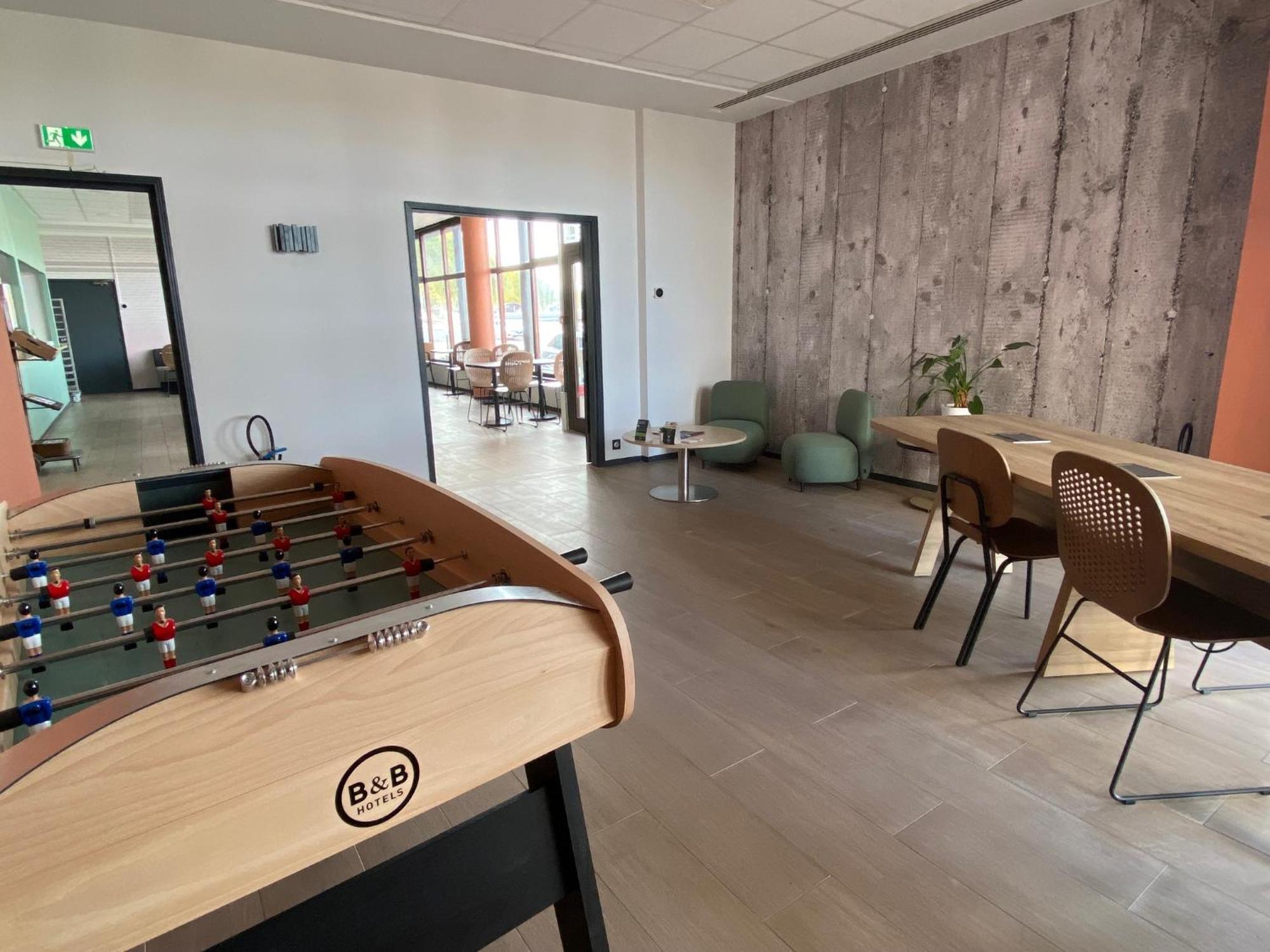 B&B Hotel Montlucon Centre エクステリア 写真